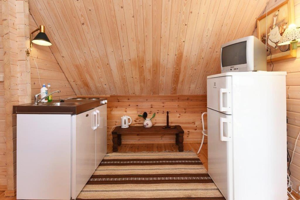 Ferienwohnung Judbidzi Pape Exterior foto